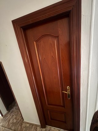 7 Puertas Interiores Madera con Pre-marcos