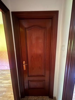 7 Puertas Interiores Madera con Pre-marcos
