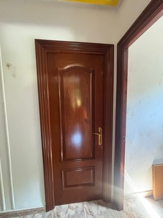 7 Puertas Interiores Madera con Pre-marcos