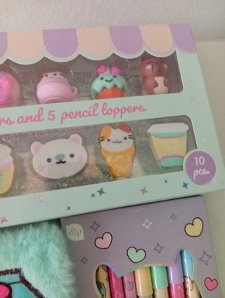 Set cancelleria kawaii: gomme, matite, quaderno