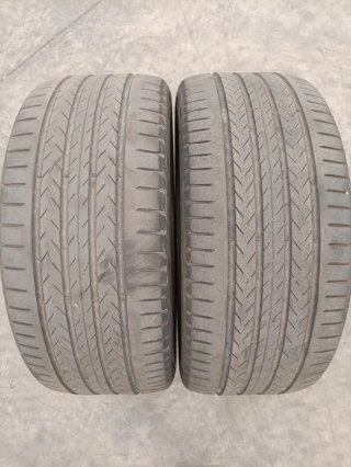 245/45R19 102Y