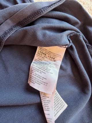 Camiseta Levi's color block logo verde y azul