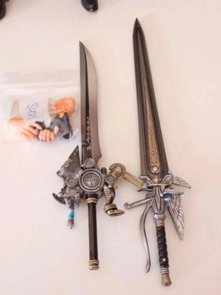 Figura Noctis Final Fantasy XV 2016