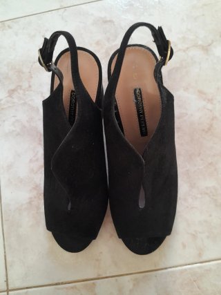 Zapatos Dorothy Perkins negros tacón dorado