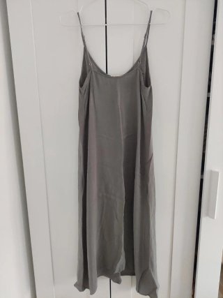 Vestido American Vintage Gris