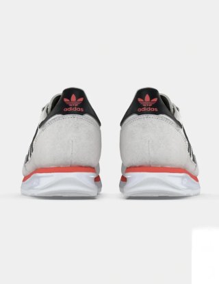 Zapatillas Adidas Blancas y Negras