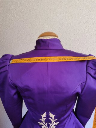 Traje Regional Baturra Morado y Dorado