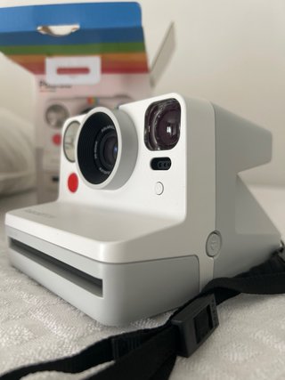 Polaroid Now macchina fotografica mai usata