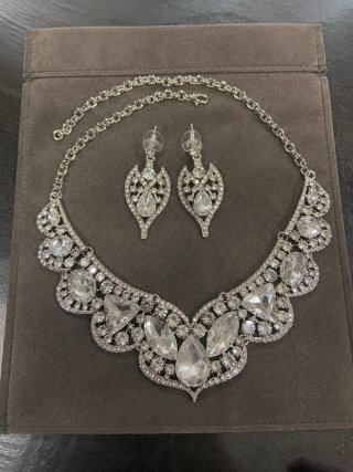 Collar y pendientes fiesta plateados