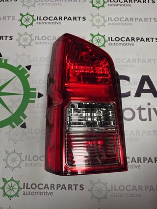 Piloto trasero izquierdo Nissan Pathfinder