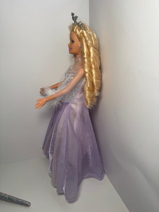 Barbie La Magia di Pegaso Annika con Bacchetta