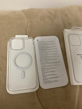Funda iPhone 15 Pro Max MagSafe Transparente