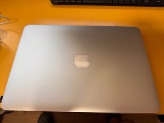 MacBook Pro 2015 8GB RAM 256GB SSD