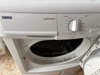 Secadora Zanussi Autosense Nueva