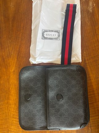 Riñonera Gucci Negra