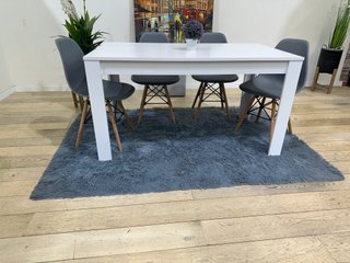 Mesa 140cm + 4 Sillas Comedor