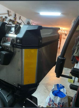 Givi Trekker Outback 42L Top Case