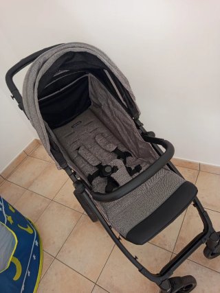 Passeggino Peg Perego praticamente nuovo