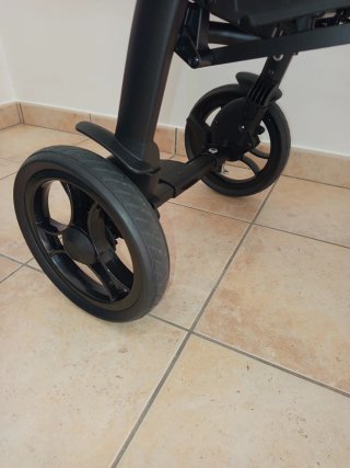 Passeggino Peg Perego praticamente nuovo