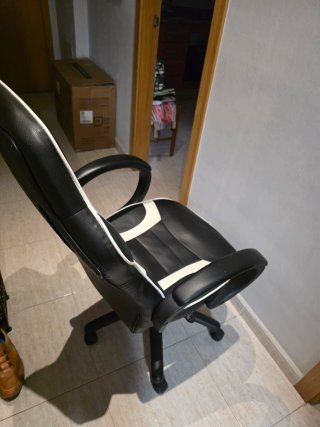 Silla Gaming Negra y Blanca