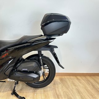 HONDA SCOOPY SH125i
