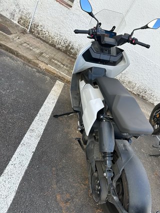 BMW Ce04