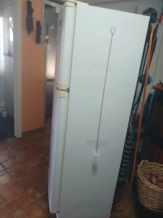 Frigorífico Butsir blanco bufanda y electrico