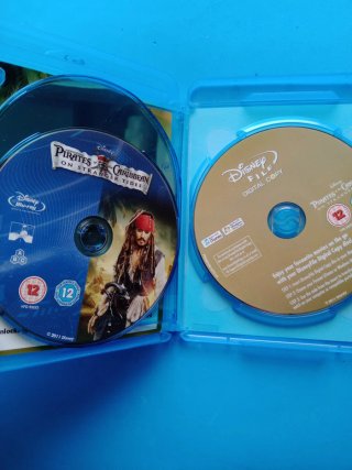 Filme Blu-ray  Piratas das Caraíbas - Walt Disney