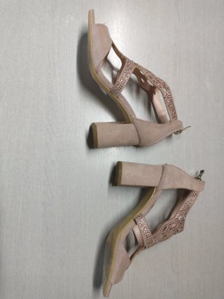 Sandali eleganti rosa con strass n.36