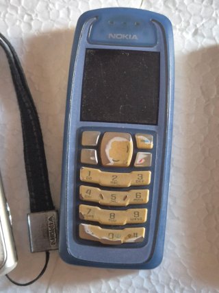 LOTTO DI 7 TELEFONI CELLULARI VINTAGE – ANNI 2000