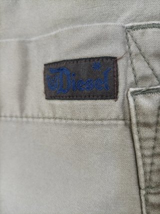 Pantalón Diesel Talla 31 Verde Militar (talla+34.