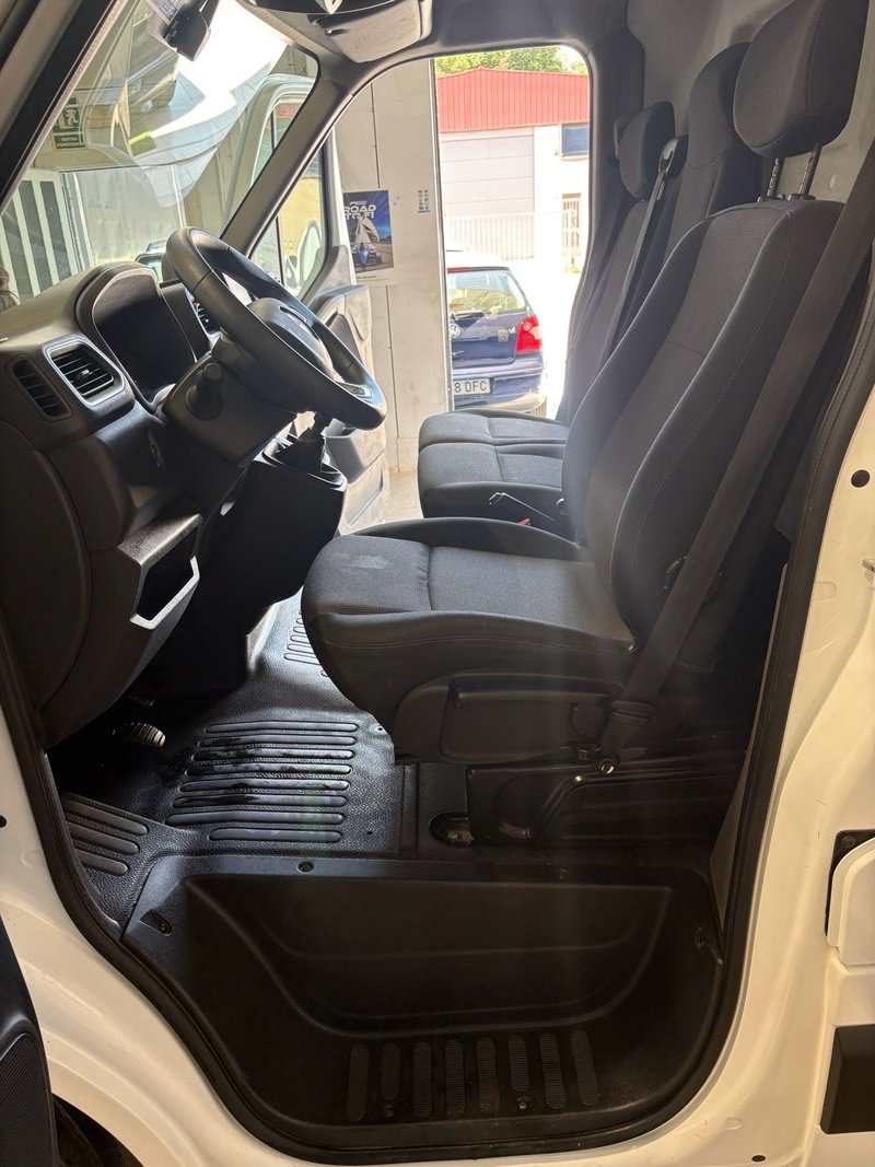 Renault Master 2022, foto 14