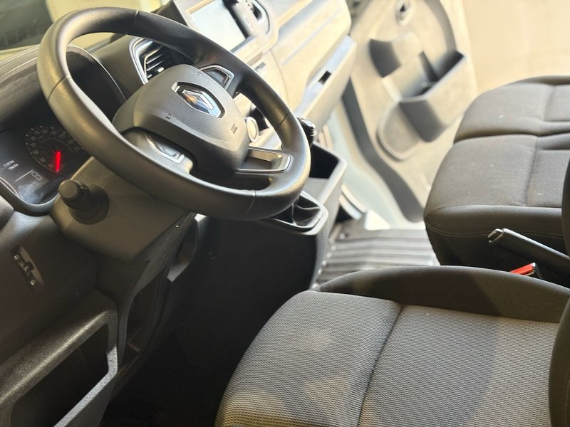 Renault Master 2022, foto 18