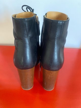 Botines Sezane Negros con Cordones