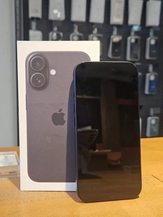 IPHONE 16 128GB NERO 95% BATTERIA