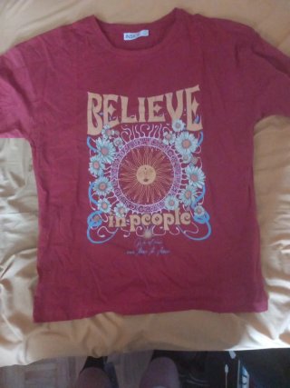 Camiseta INSIDE Believe in people