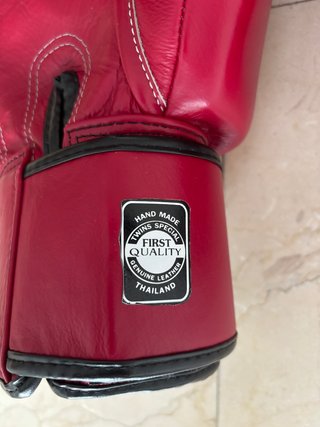 Guantes Boxeo Twins Velcro Rojo 14oz
