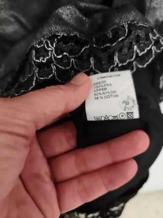 Vestido Negro y Plateado con encaje Lola K talla M