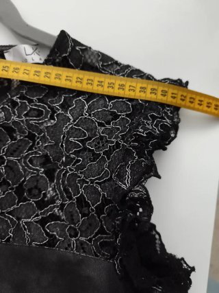 Vestido Negro y Plateado con encaje Lola K talla M