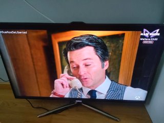 Samsung TV 40 Smart TV + Accesorios