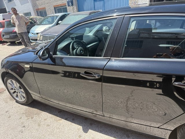 BMW 116i ETIQUETA C LLANTAS CAR PLAY GARANTIA LIBR