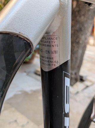 Bicicleta de carretera BH