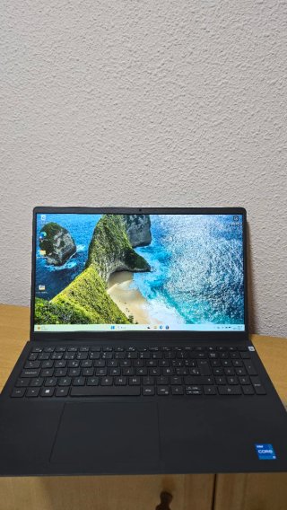 Portátil Dell Pro 15 PV15250 Negro