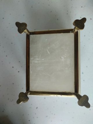 Portagioie vintage marmo bianco con piedini delfin