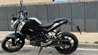 KTM Duke 125 - Perfecta -15.000km