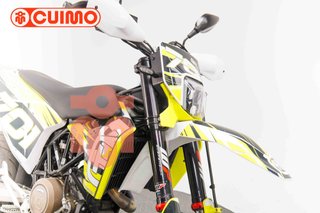 HUSQVARNA 701 SUPERMOTO
