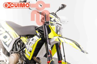 HUSQVARNA 701 SUPERMOTO