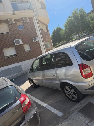 Opel Zafira 2004