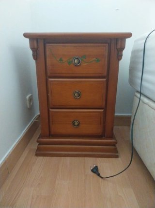 Cabecero y 2 mesitas de noche madera y metal urge