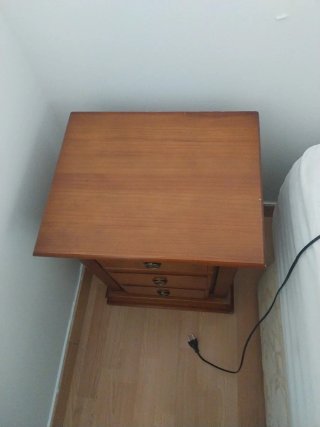 Cabecero y 2 mesitas de noche madera y metal urge